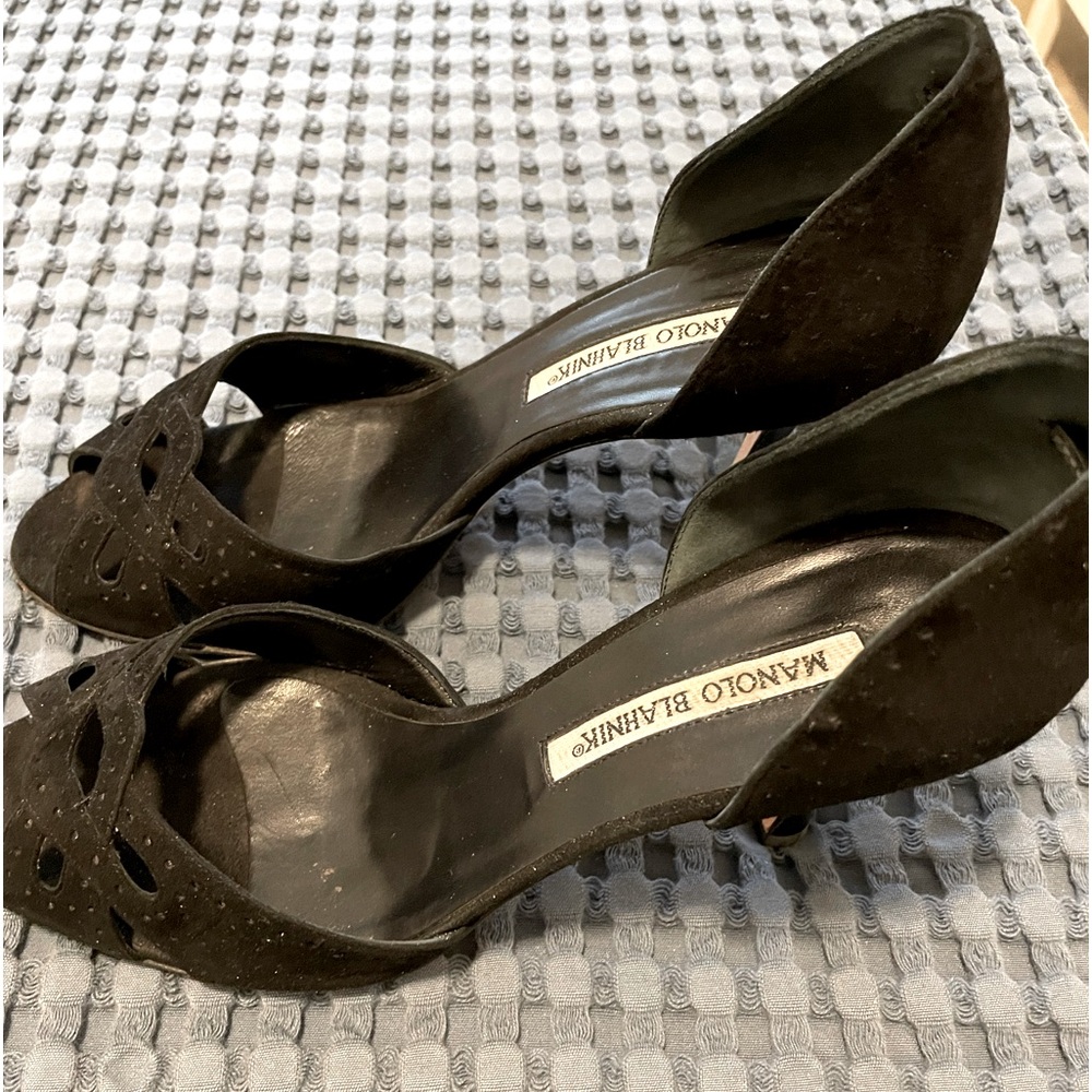 Manolo Blahnik Camodo black suede D’Orsay pump 37.5